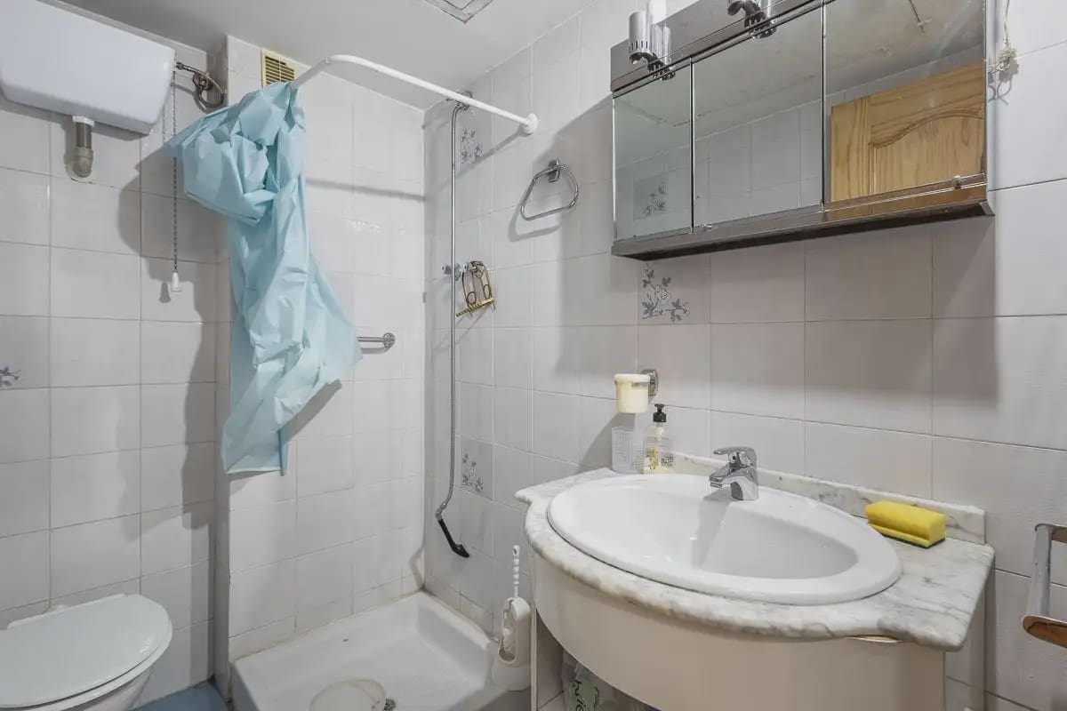 4 soveværelse Lejlighed til salg i Granada by med garage - € 250.000 (Ref: 9857791)