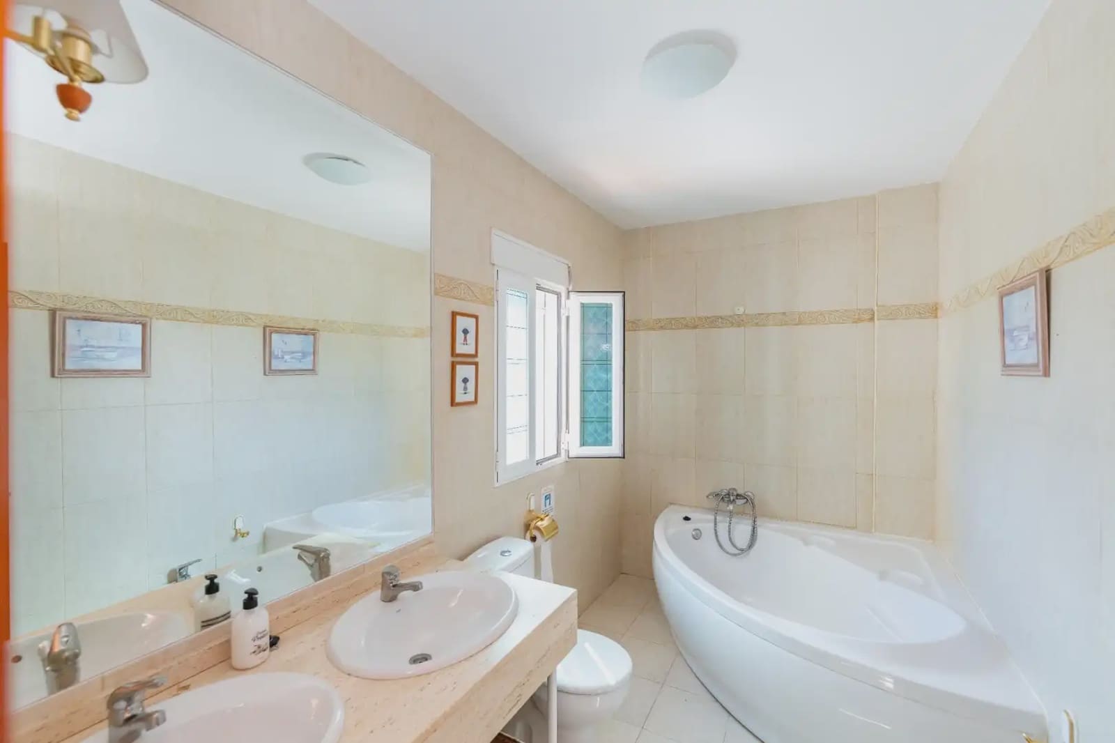 3 Zimmer Villa zu verkaufen in Monachil mit Pool Garage - 400.000 € (Ref: 9858414)