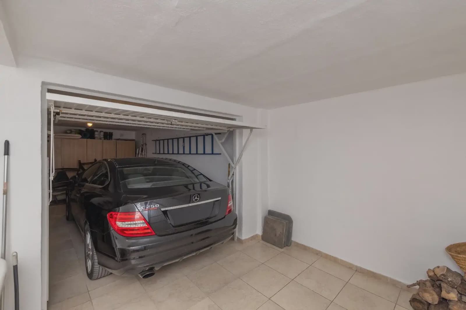 3 Zimmer Villa zu verkaufen in Monachil mit Pool Garage - 400.000 € (Ref: 9858414)