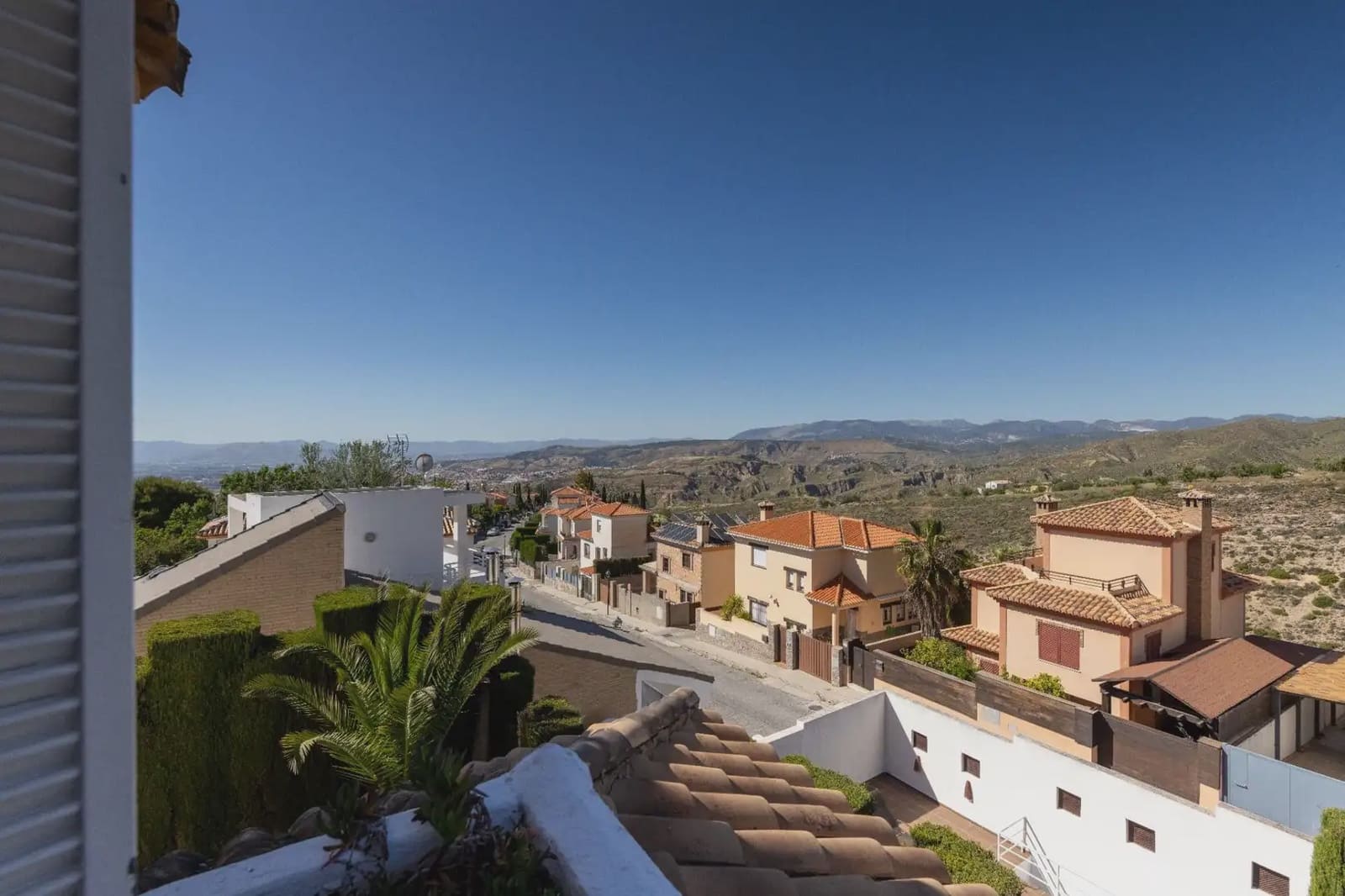 3 Zimmer Villa zu verkaufen in Monachil mit Pool Garage - 400.000 € (Ref: 9858414)