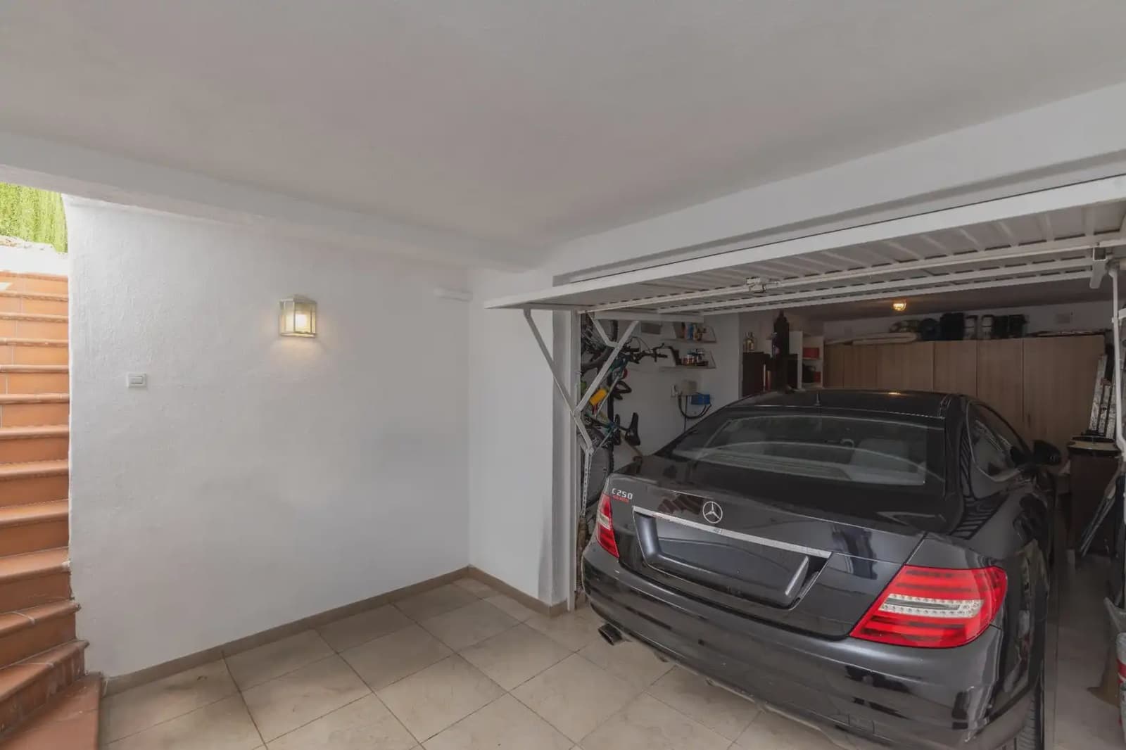 3 Zimmer Villa zu verkaufen in Monachil mit Pool Garage - 400.000 € (Ref: 9858414)