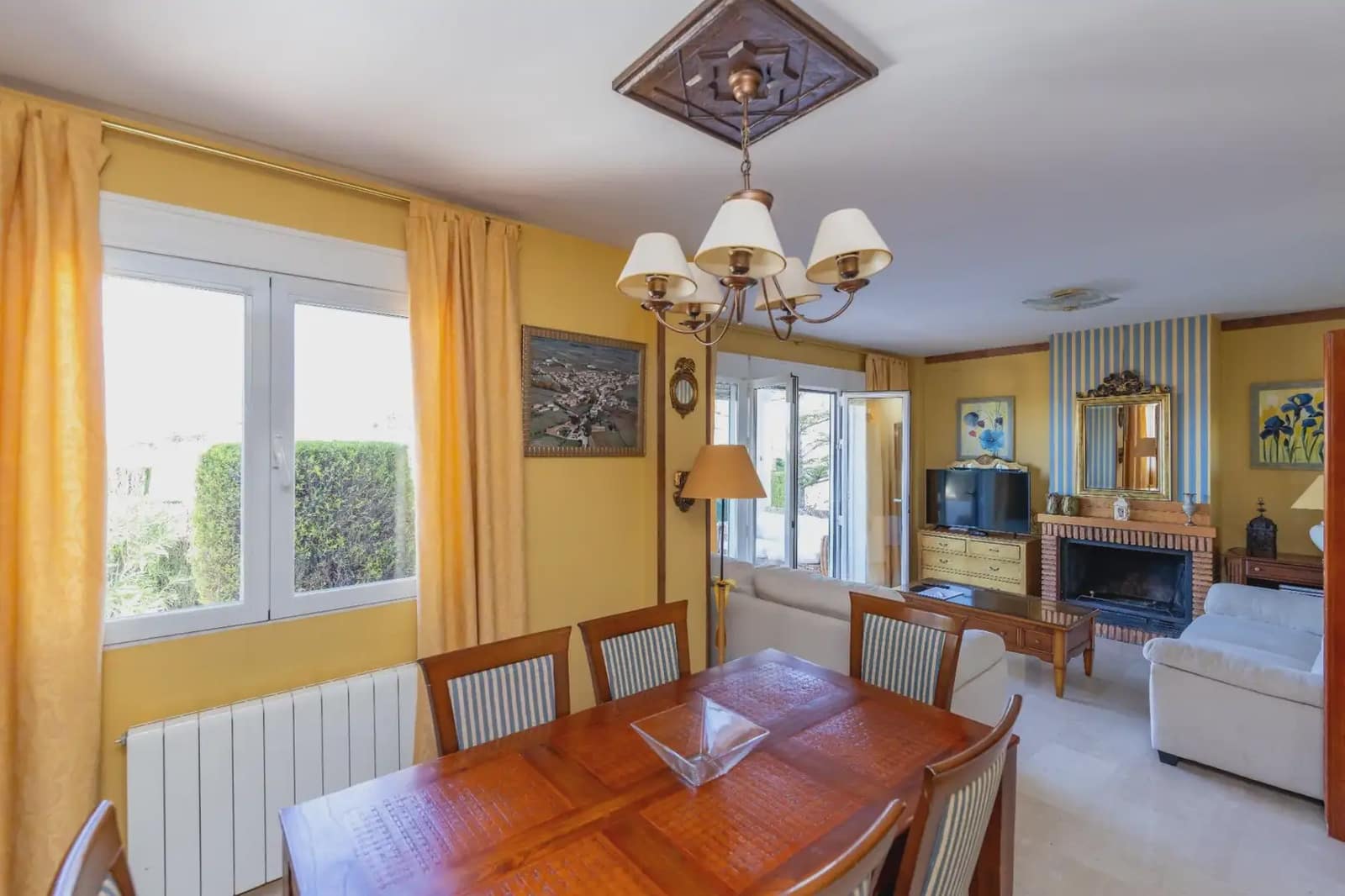 3 Zimmer Villa zu verkaufen in Monachil mit Pool Garage - 400.000 € (Ref: 9858414)