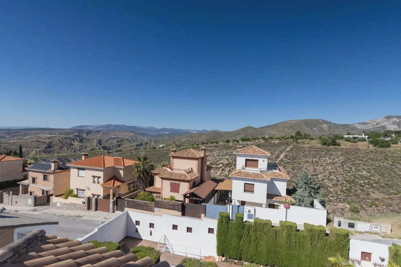3 Zimmer Villa zu verkaufen in Monachil mit Pool Garage - 400.000 € (Ref: 9858414)