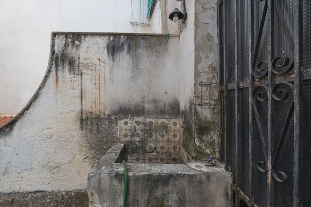 2 Zimmer Wohnung zu verkaufen in Albaicin, Granada Stadt - 180.000 € (Ref: 9858615)