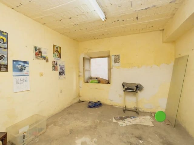 5 soveværelse Lejlighed til salg i Albaicin, Granada by - € 180.000 (Ref: 9858616)