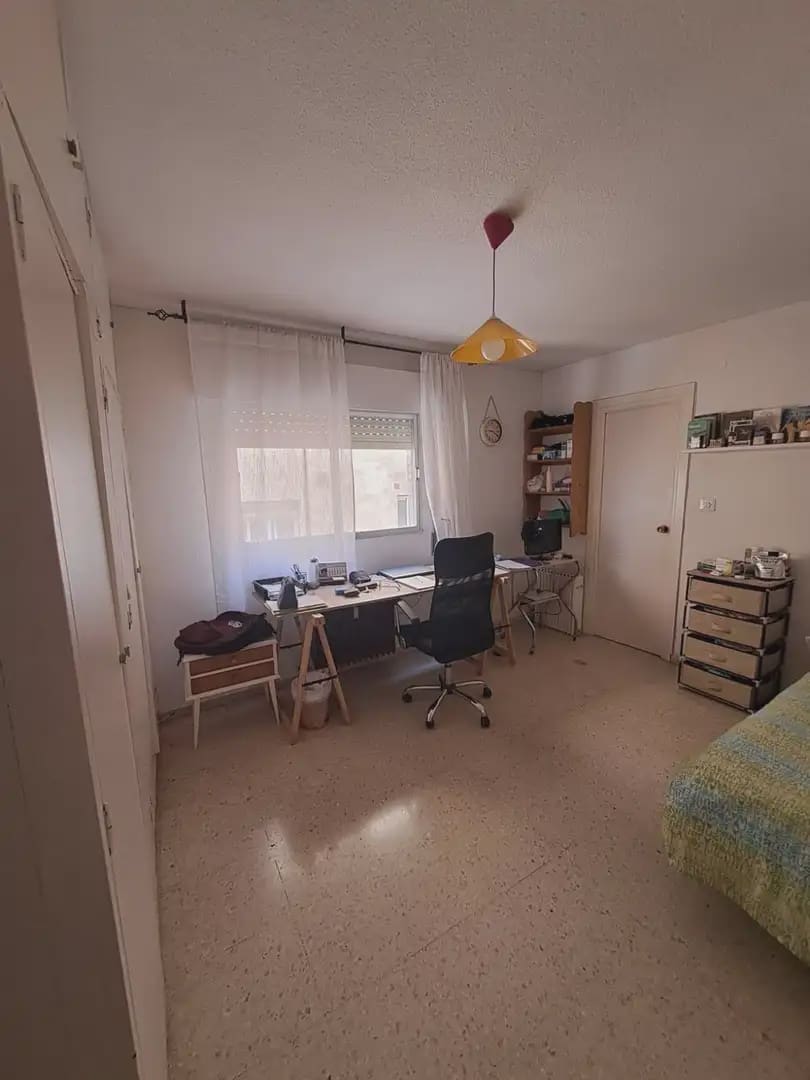 3 sypialnia Mieszkanie do wynajęcia w Miasto Grenada z garażem - 900 € (Ref: 9858917)