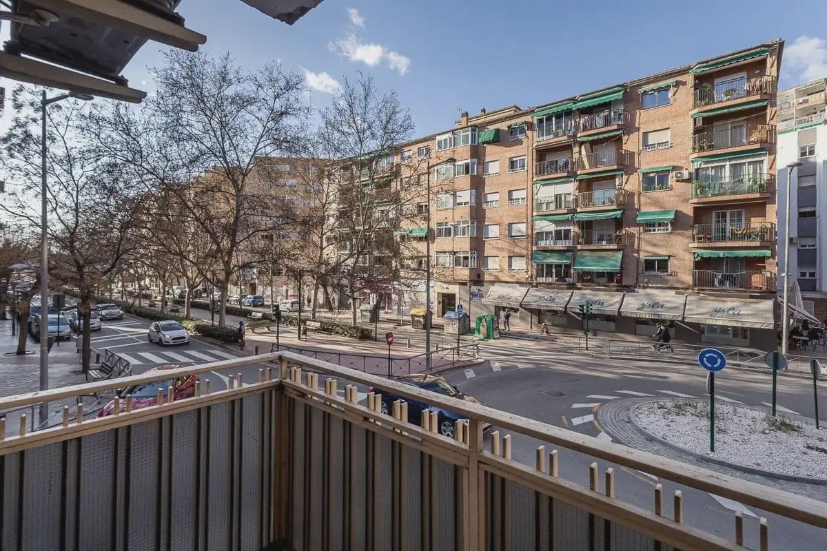 4 bedroom Flat for sale in Granada city - € 258,000 (Ref: 9858990)