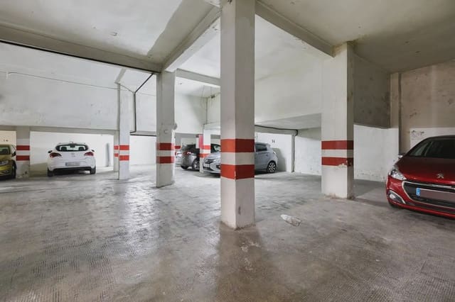 Garasje til salgs i Albaicin, Granada by - € 285 000 (Ref: 9858992)