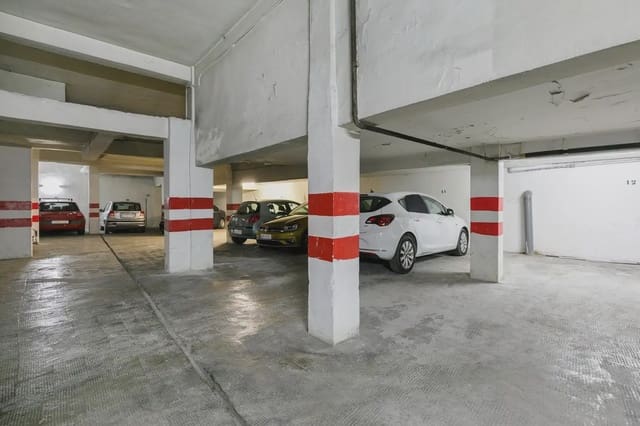 Garasje til salgs i Albaicin, Granada by - € 285 000 (Ref: 9858992)
