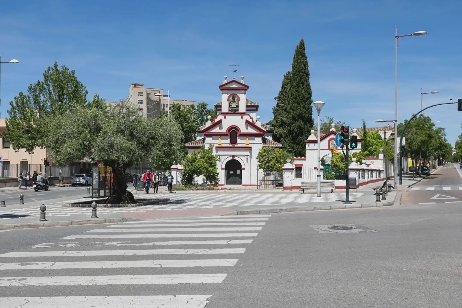 Garage for sale in Granada city - € 285,000 (Ref: 9858992)