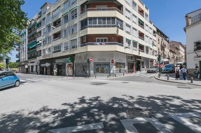 Garasje til salgs i Albaicin, Granada by - € 285 000 (Ref: 9858992)