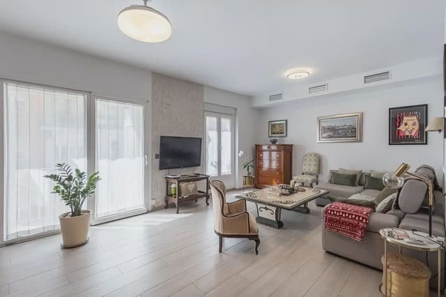 3 soverom Leilighet til salgs i Figares, Granada by - € 650 000 (Ref: 9860363)