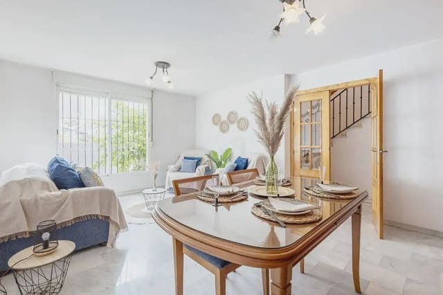 3 slaapkamer Halfvrijstaande villa te koop in Armilla met garage - € 325.000 (Ref: 9860368)