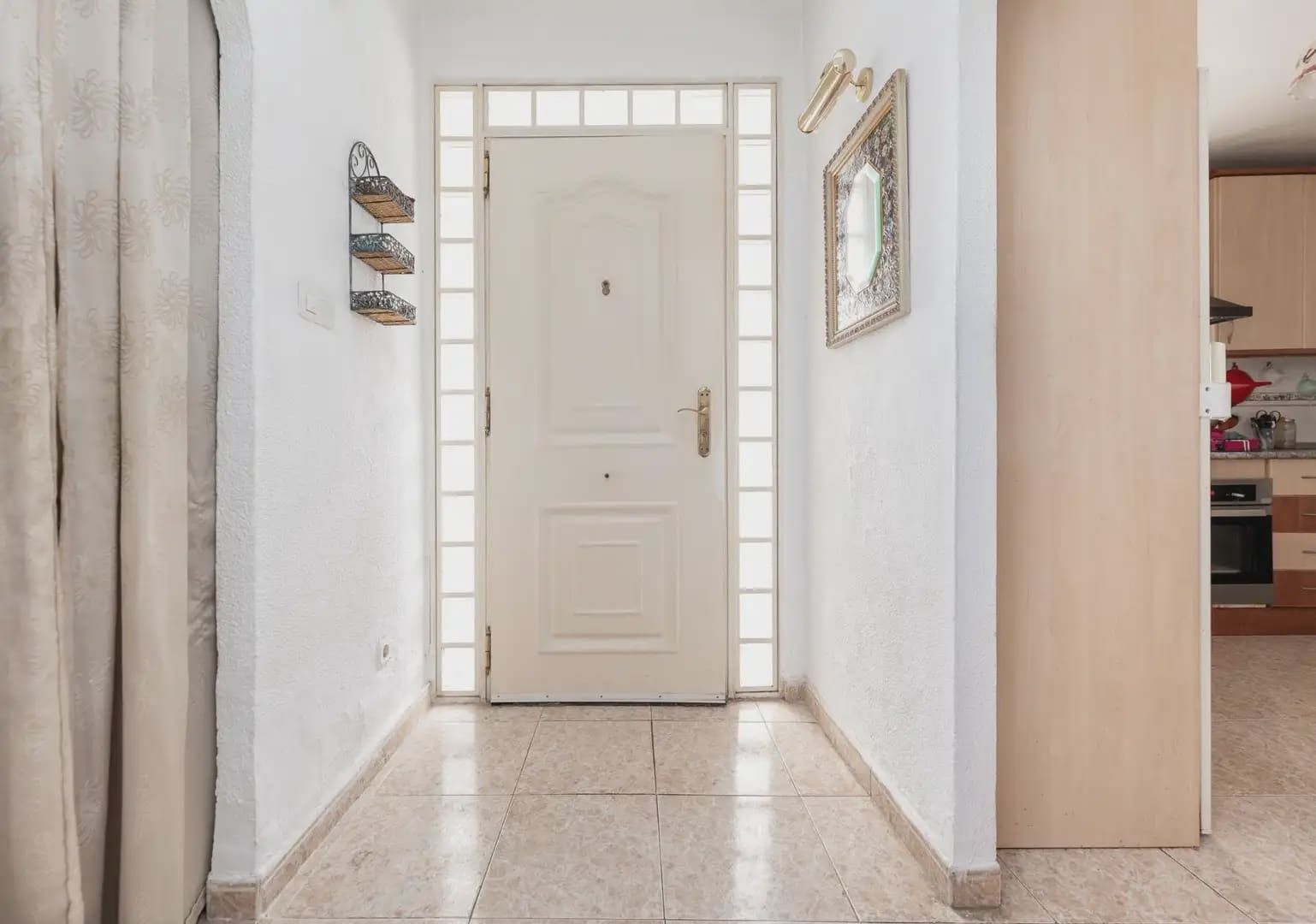Casa de 5 habitaciones en Armilla en venta - 249.000 € (Ref: 9860369)