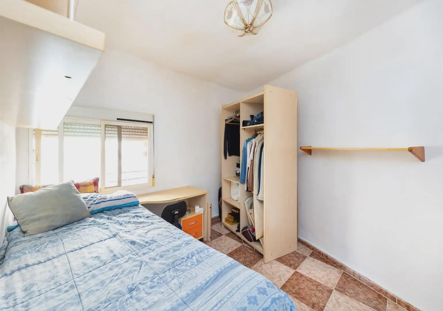 Casa de 5 habitaciones en Armilla en venta - 249.000 € (Ref: 9860369)