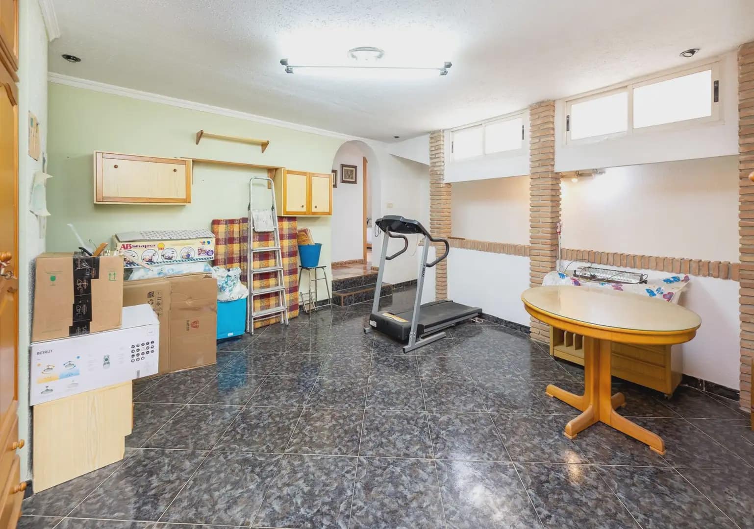 Casa de 5 habitaciones en Armilla en venta - 249.000 € (Ref: 9860369)