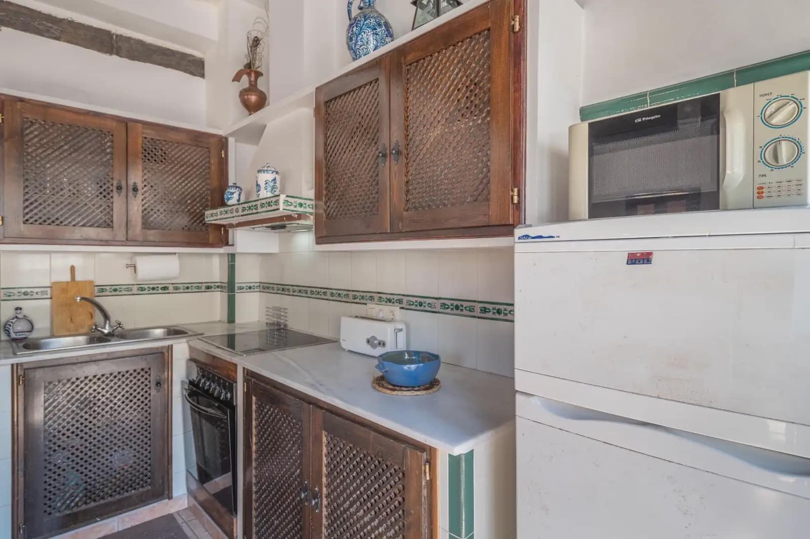 Byhus til salg i Granada by - € 1.450.000 (Ref: 9860792)