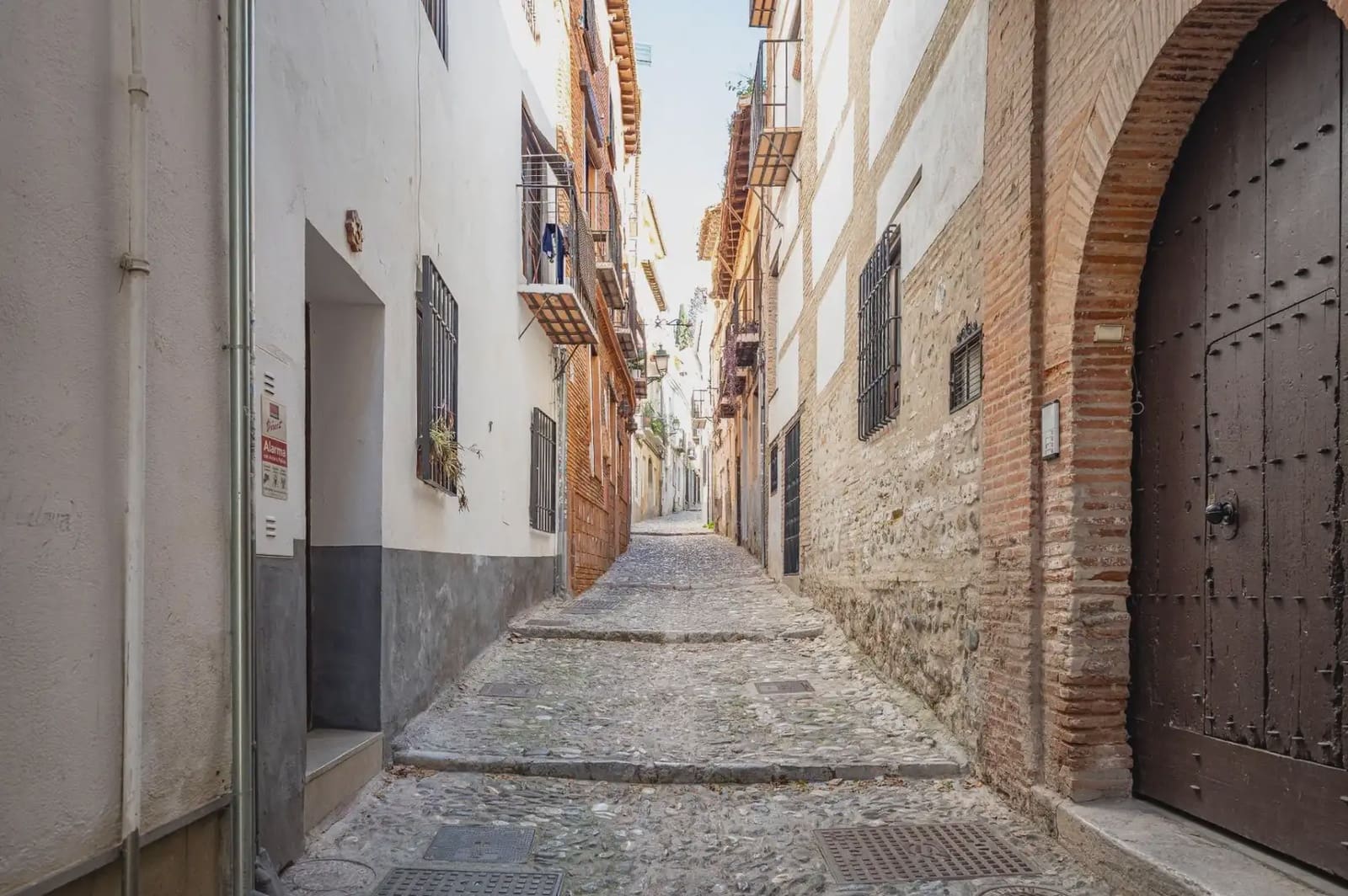 Byhus til salg i Granada by - € 1.450.000 (Ref: 9860792)