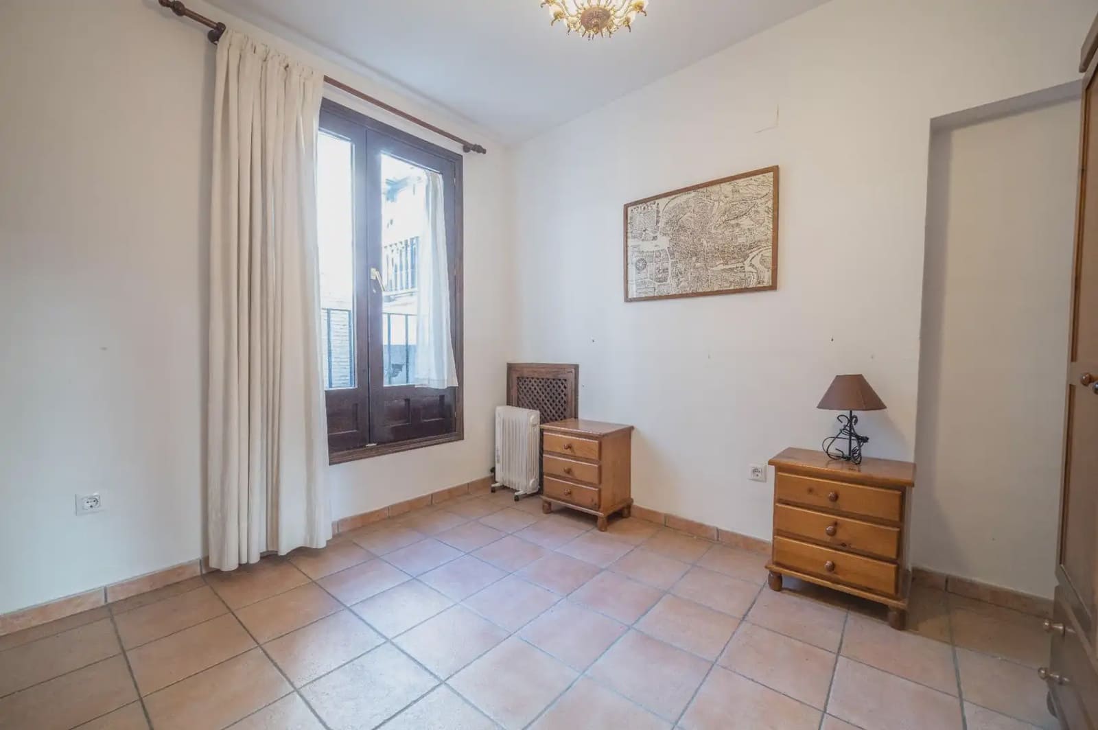 Byhus til salg i Granada by - € 1.450.000 (Ref: 9860792)