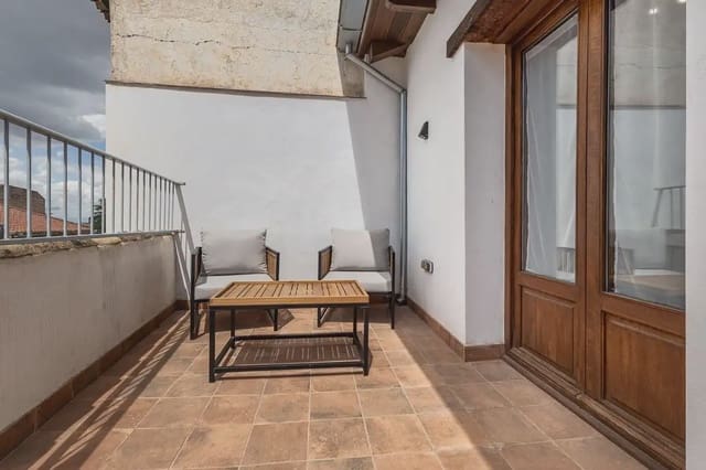 5 soveværelse Byhus til salg i Albaicin, Granada by - € 470.000 (Ref: 9862081)