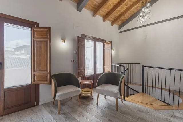 5 soveværelse Byhus til salg i Albaicin, Granada by - € 470.000 (Ref: 9862081)