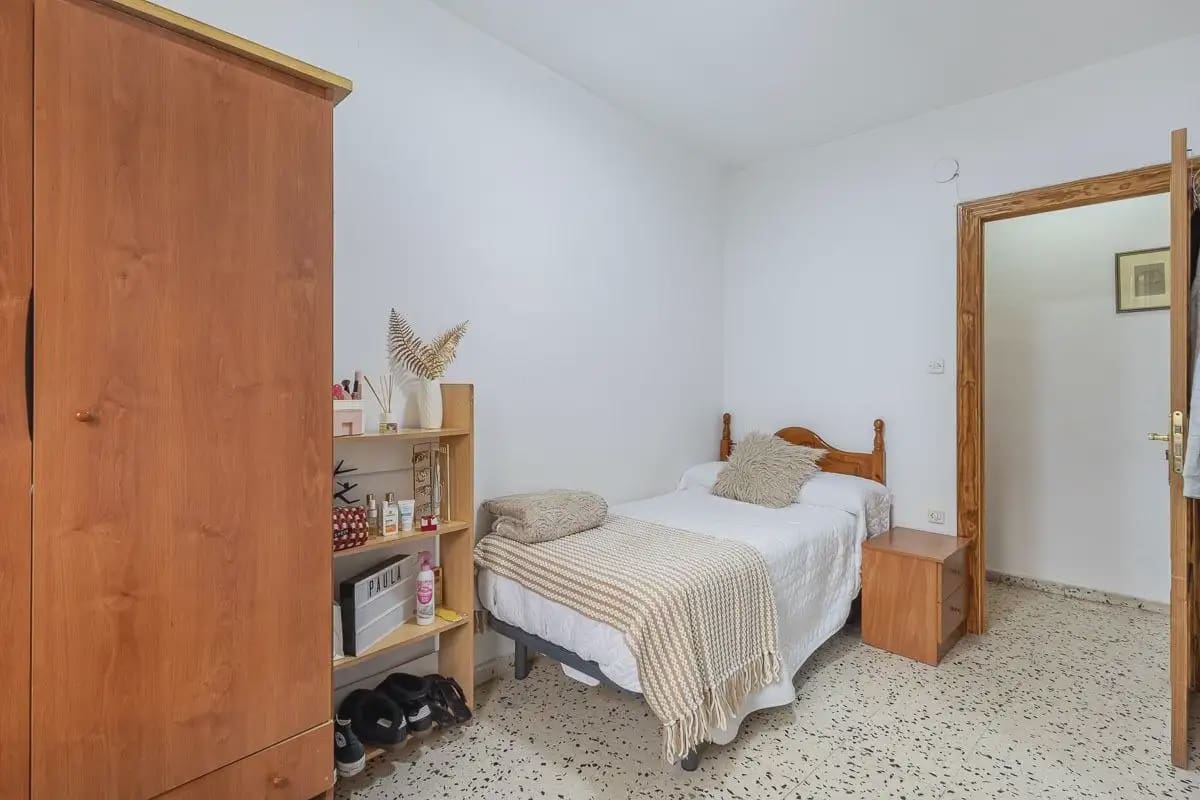 4 sypialnia Mieszkanie na sprzedaż w Miasto Grenada - 270 000 € (Ref: 9863905)