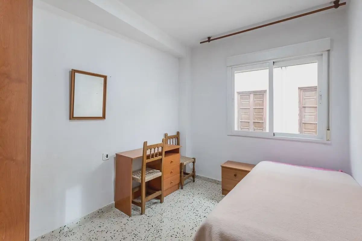 4 sypialnia Mieszkanie na sprzedaż w Miasto Grenada - 270 000 € (Ref: 9863905)