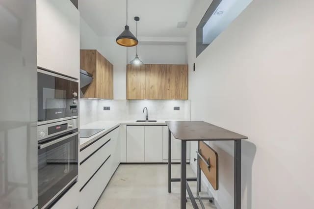 1 chambre Appartement à vendre à Bola de Oro - Serrallo, Grenade ville - 254 000 € (Ref: 9863906)