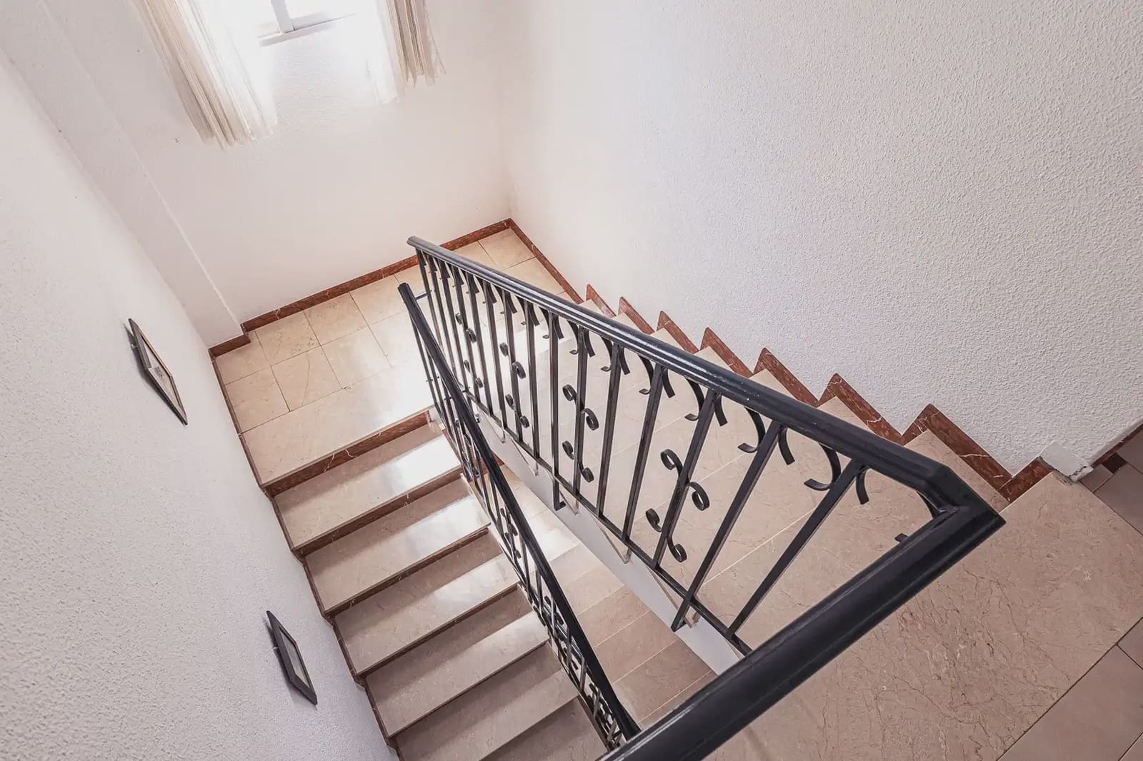 3 soveværelse Byhus til salg i Alcala la Real med garage - € 239.000 (Ref: 9865424)