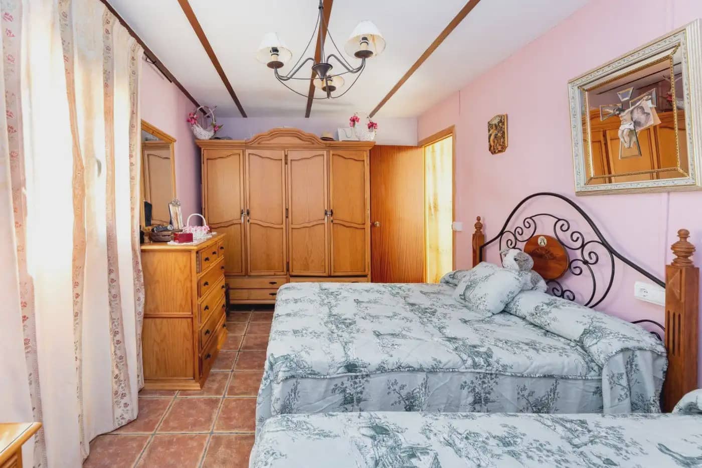 3 bedroom Finca/Country House for sale in Alhama de Granada with pool - € 169,000 (Ref: 9865426)