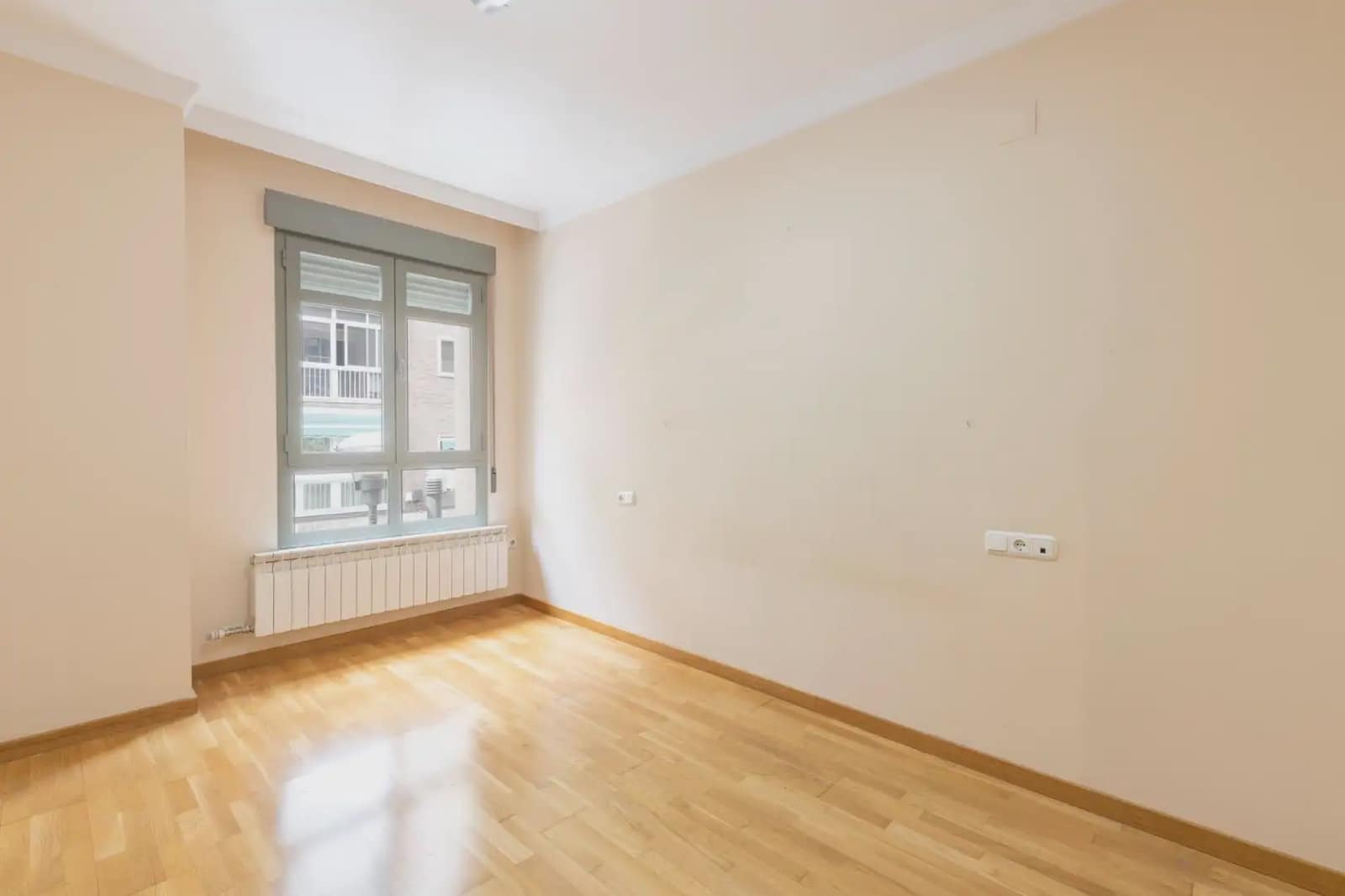 2 sypialnia Mieszkanie na sprzedaż w Miasto Grenada z garażem - 545 000 € (Ref: 9867236)