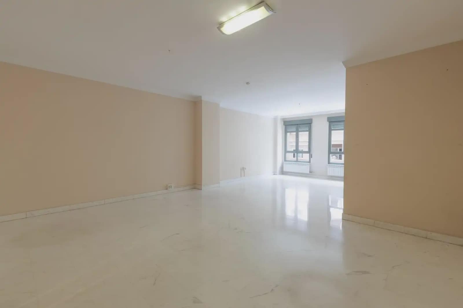 2 sypialnia Mieszkanie na sprzedaż w Miasto Grenada z garażem - 545 000 € (Ref: 9867236)