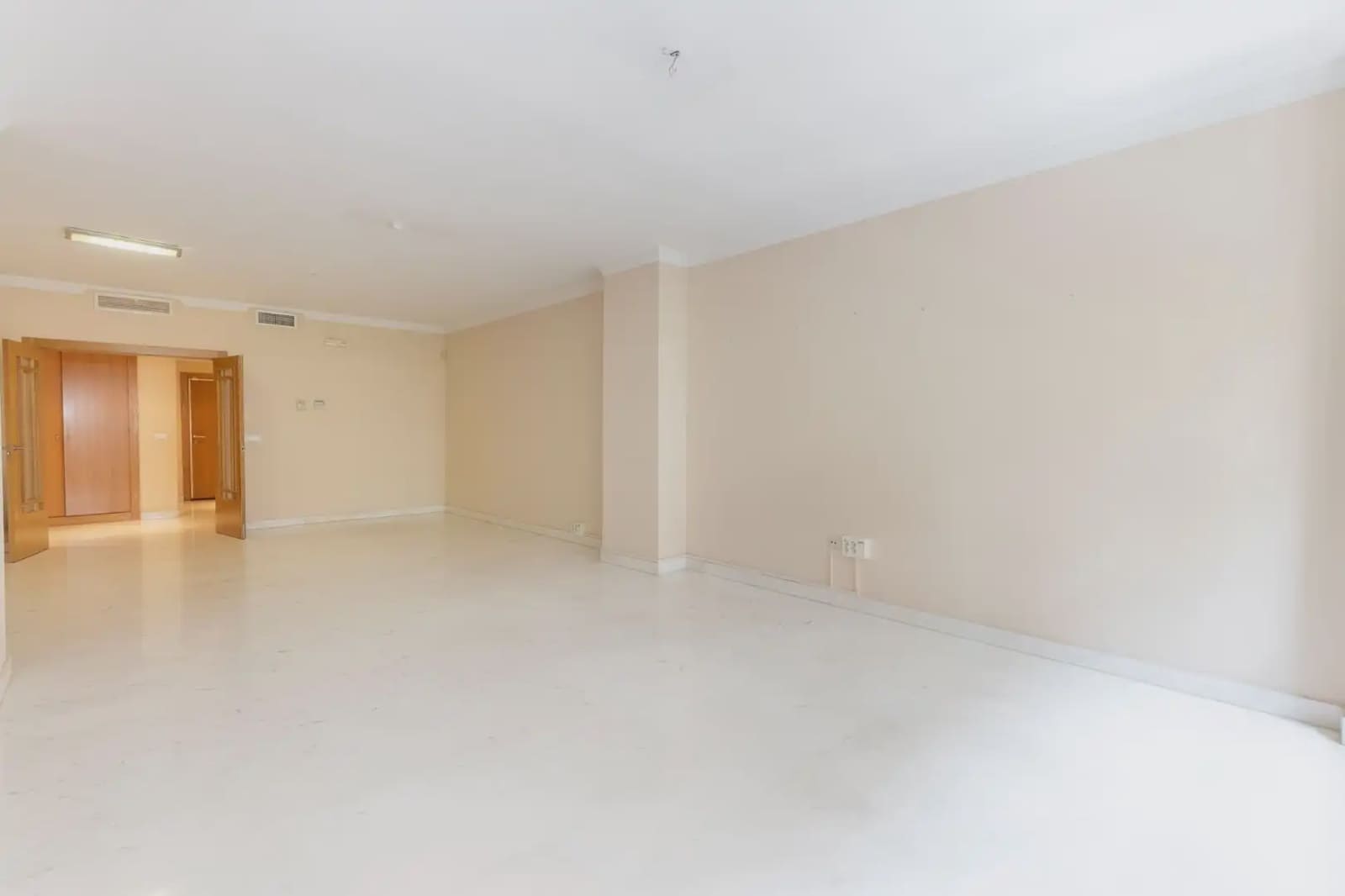 2 sypialnia Mieszkanie na sprzedaż w Miasto Grenada z garażem - 545 000 € (Ref: 9867236)