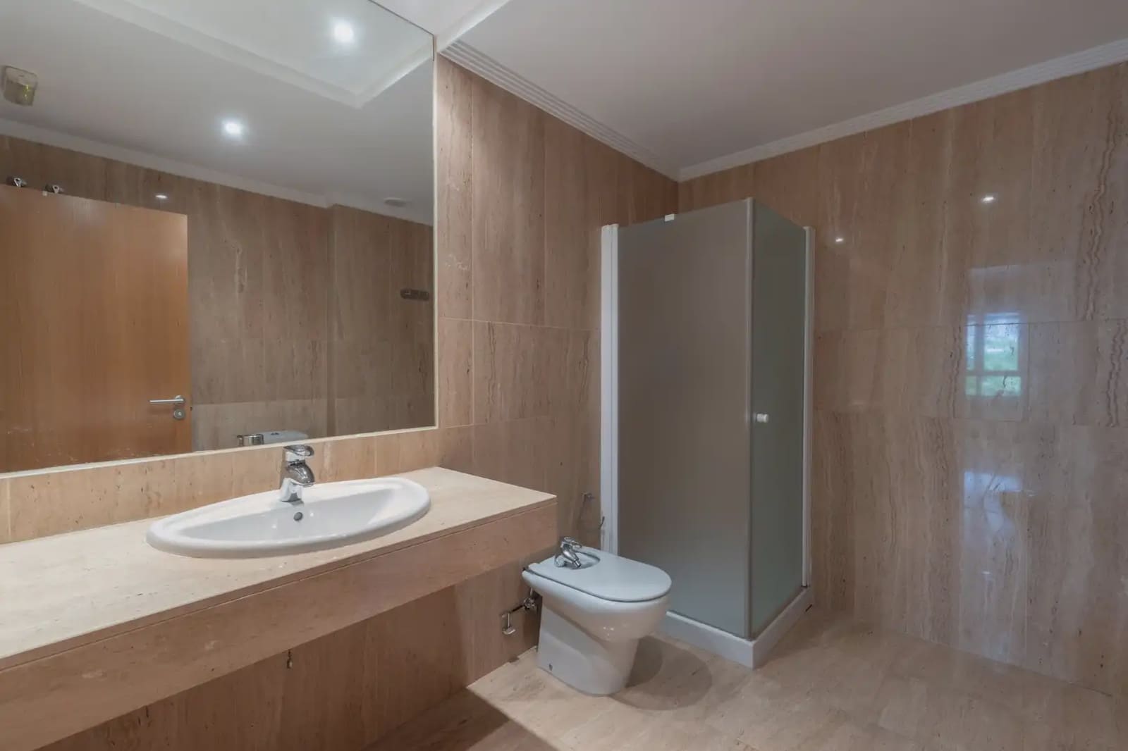2 sypialnia Mieszkanie na sprzedaż w Miasto Grenada z garażem - 545 000 € (Ref: 9867236)