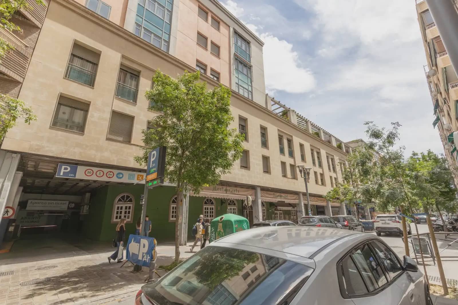 2 sypialnia Mieszkanie na sprzedaż w Miasto Grenada z garażem - 545 000 € (Ref: 9867236)