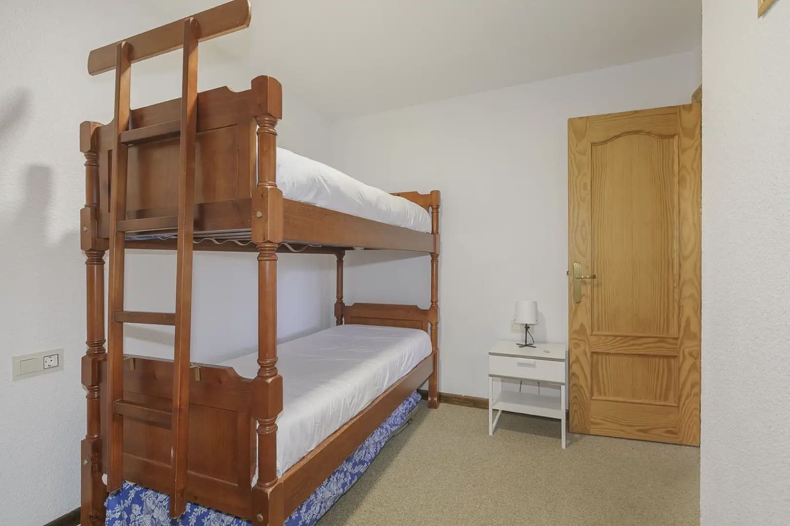 3 bedroom Apartment for sale in Sierra Nevada with garage - € 519,000 (Ref: 9867237)