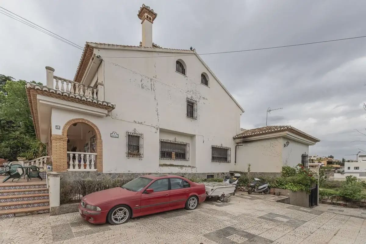 6 Zimmer Villa zu verkaufen in Monachil mit Garage - 450.000 € (Ref: 9867238)