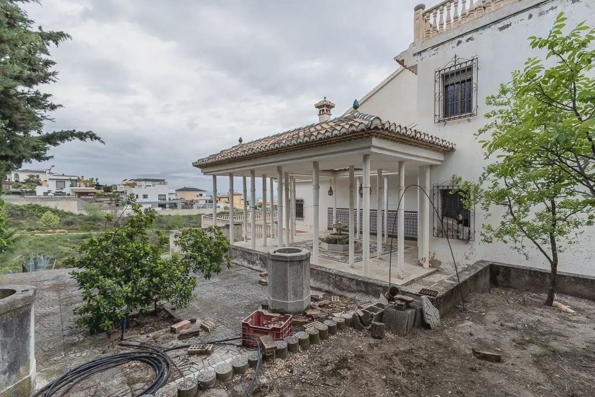 6 Zimmer Villa zu verkaufen in Monachil mit Garage - 450.000 € (Ref: 9867238)