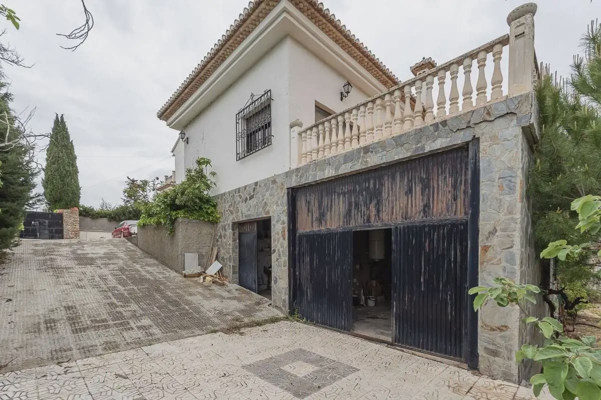 6 Zimmer Villa zu verkaufen in Monachil mit Garage - 450.000 € (Ref: 9867238)