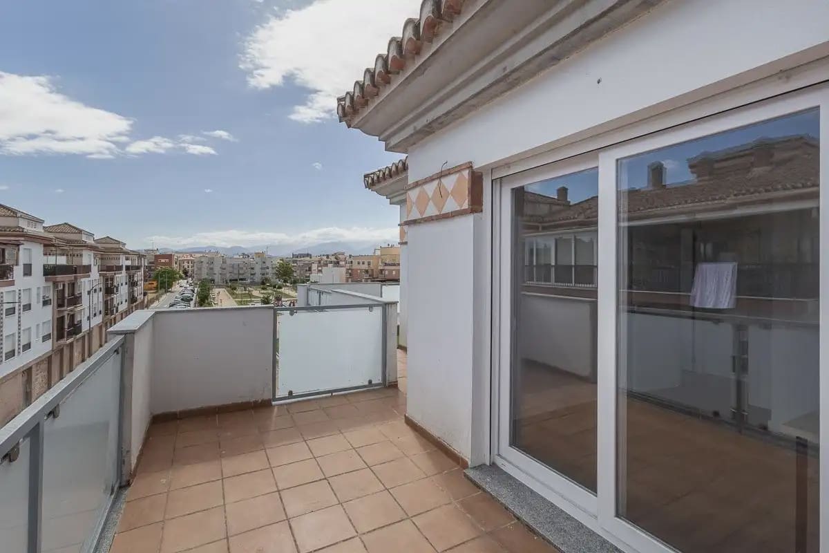 2 camera da letto Attico in vendita in Santa Fe con garage - 199.000 € (Rif: 9867239)