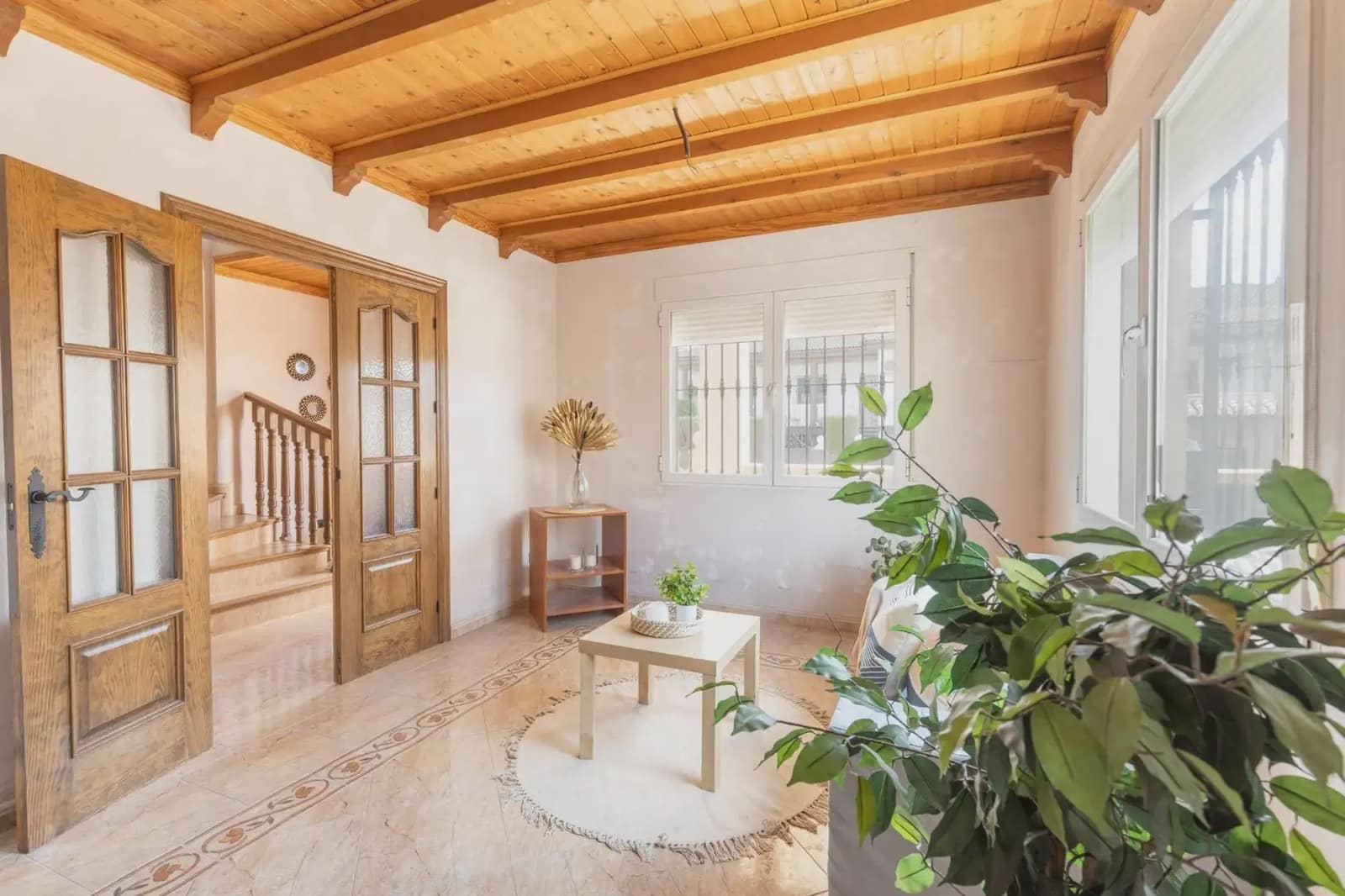 4 bedroom Villa for sale in Illora with garage - € 149,900 (Ref: 9867242)