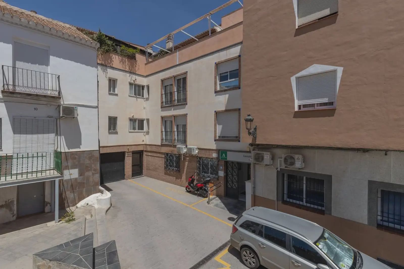 2 bedroom Penthouse for sale in Alhendin with garage - € 189,000 (Ref: 9867244)