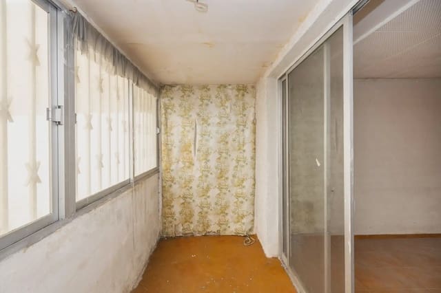 2 soverom Leilighet til salgs i San Matías - Realejo, Granada by - € 255 000 (Ref: 9868934)