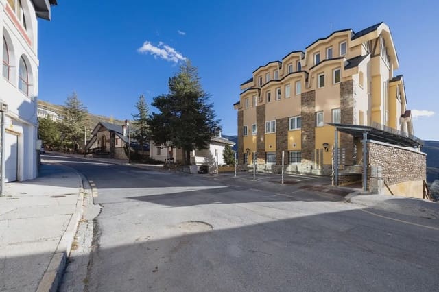 1 slaapkamer Studio te koop in Sierra Nevada, Monachil met garage - € 120.000 (Ref: 9868935)