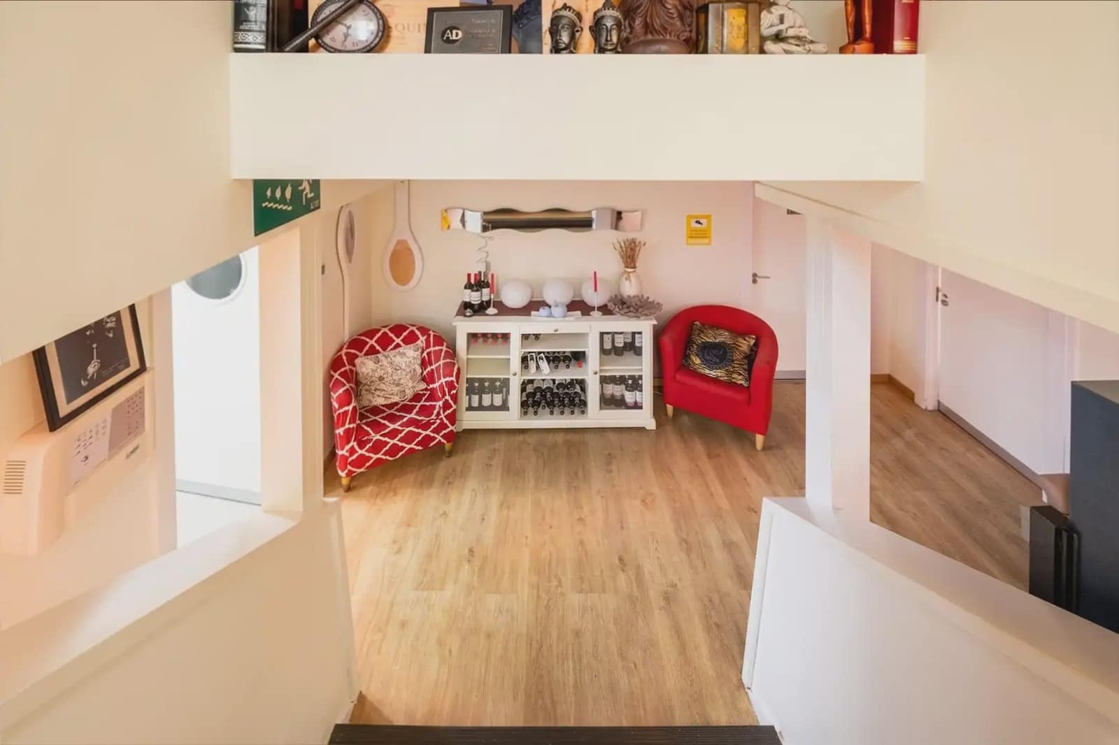 Kommersiell til salgs i Granada by - € 298 000 (Ref: 9871998)