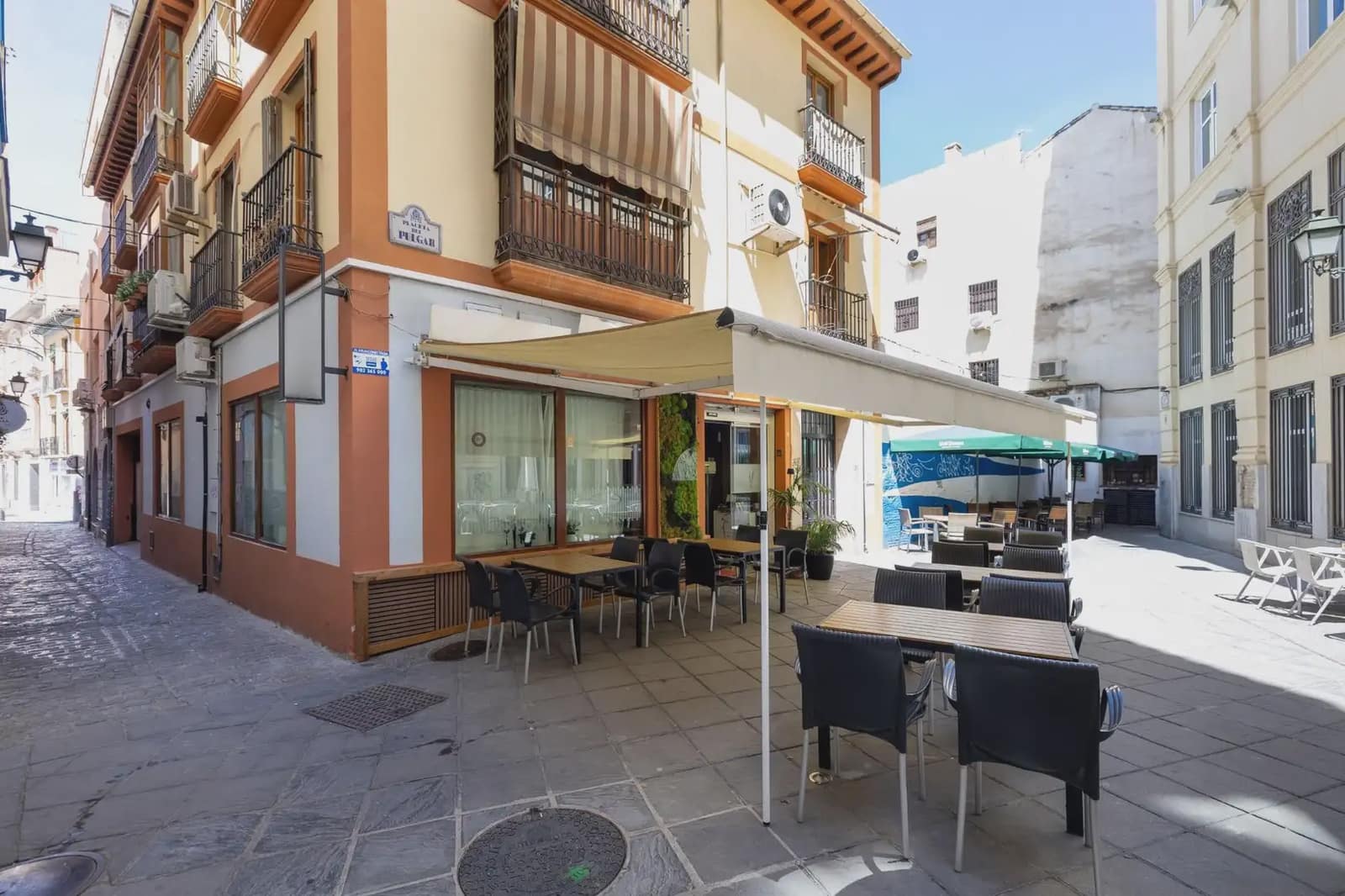 Kommersiell til salgs i Granada by - € 298 000 (Ref: 9871998)