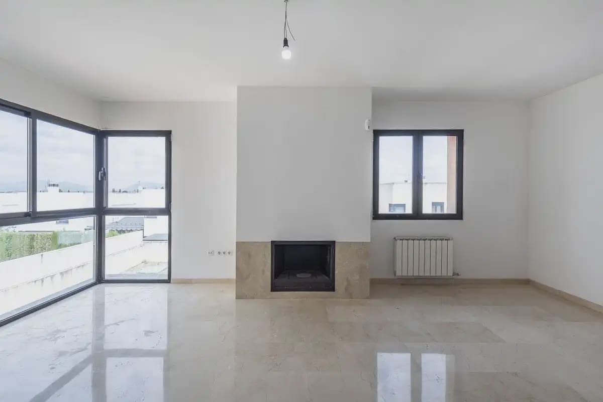3 sovrum Radhus till salu i Albolote med pool garage - 380 000 € (Ref: 9872857)