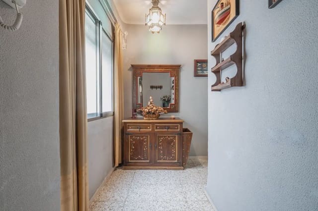 3 slaapkamer Flat te koop in Torre del Mar, Vélez-Málaga - € 240.000 (Ref: 9873993)