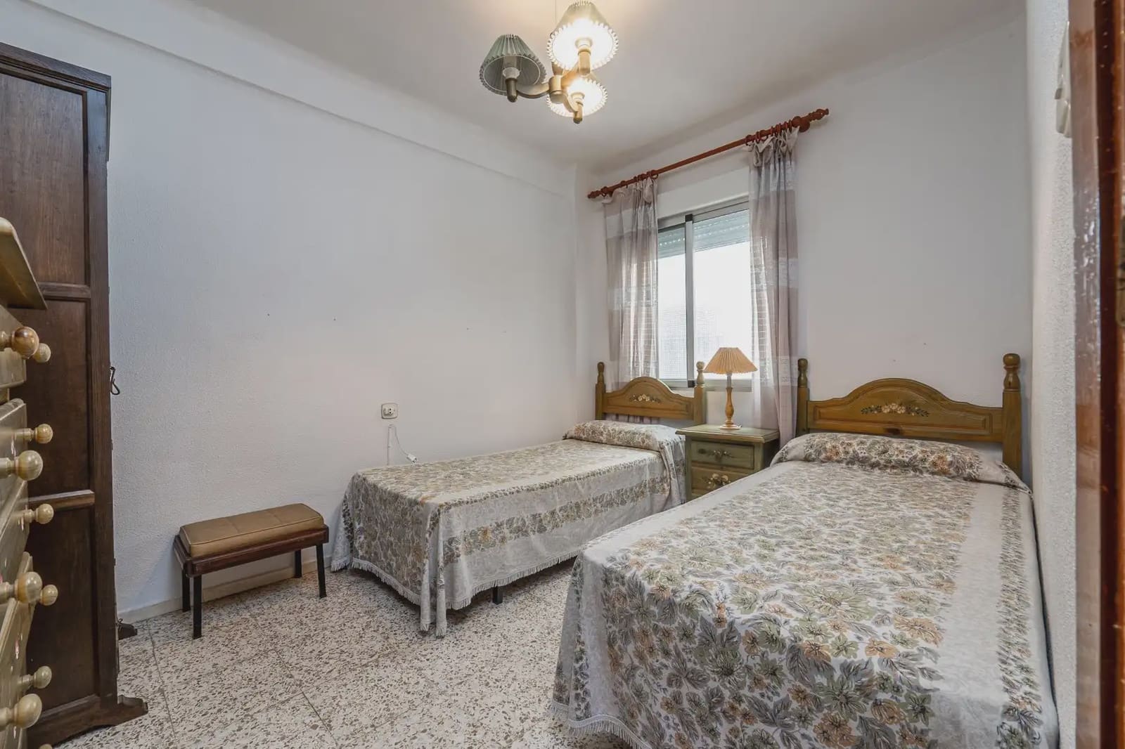 3 bedroom Flat for sale in Velez-Malaga - € 240,000 (Ref: 9873993)