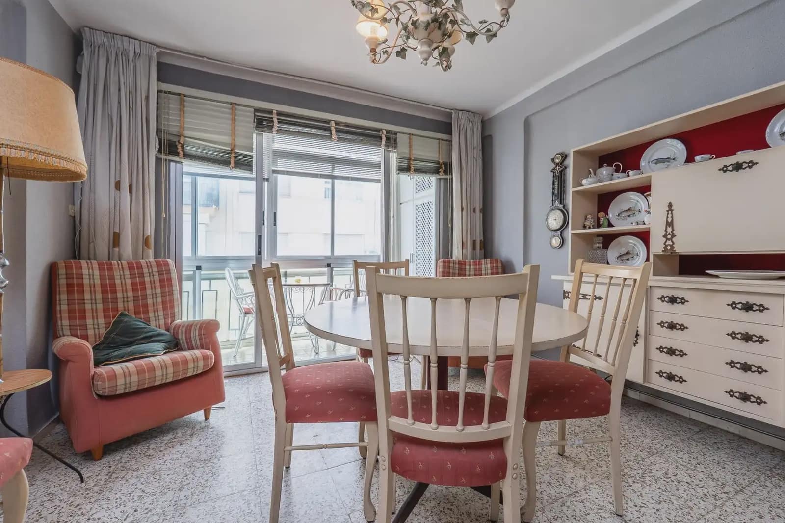 3 bedroom Flat for sale in Velez-Malaga - € 240,000 (Ref: 9873993)
